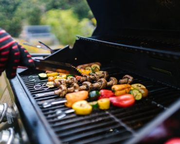 Top 9 Best Gas Grills Under $1000 – Complete Buying Guide